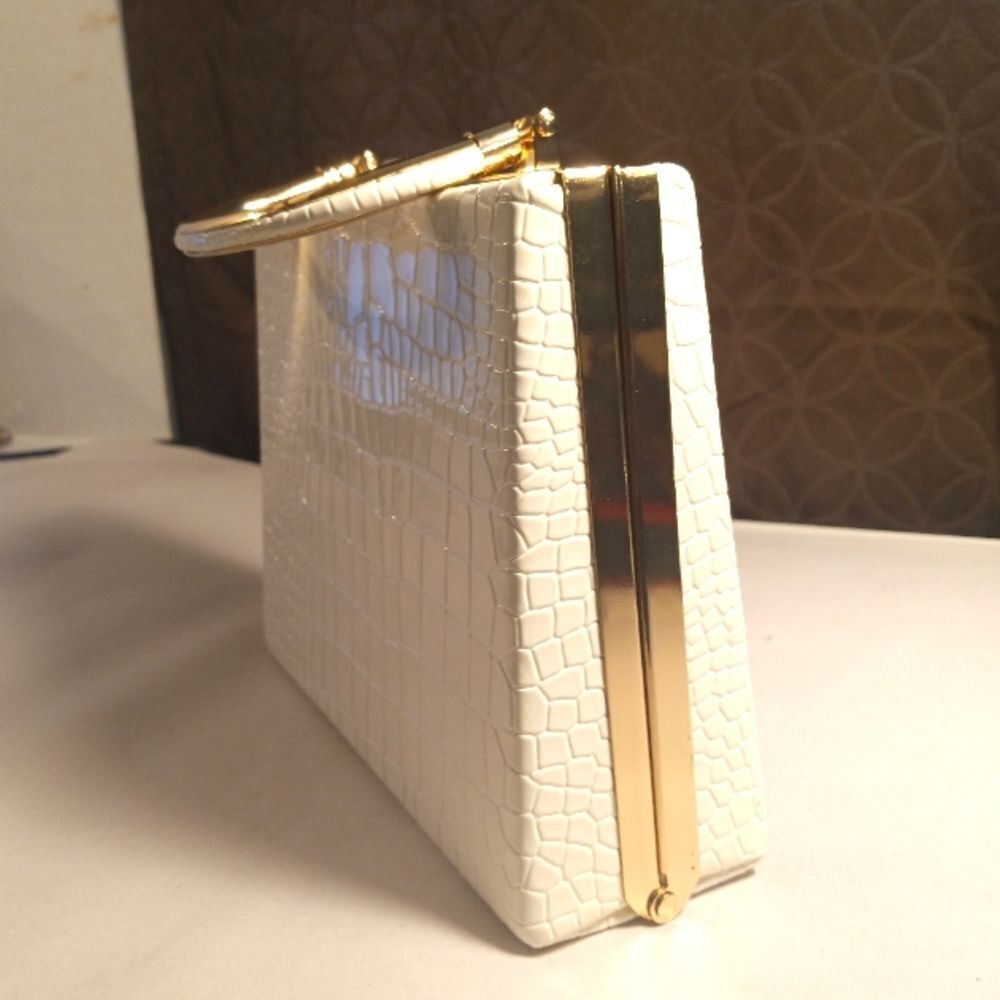 Like Dreams White Faux Leather Alligator Embossed Gold Trim Hard Body Mi…